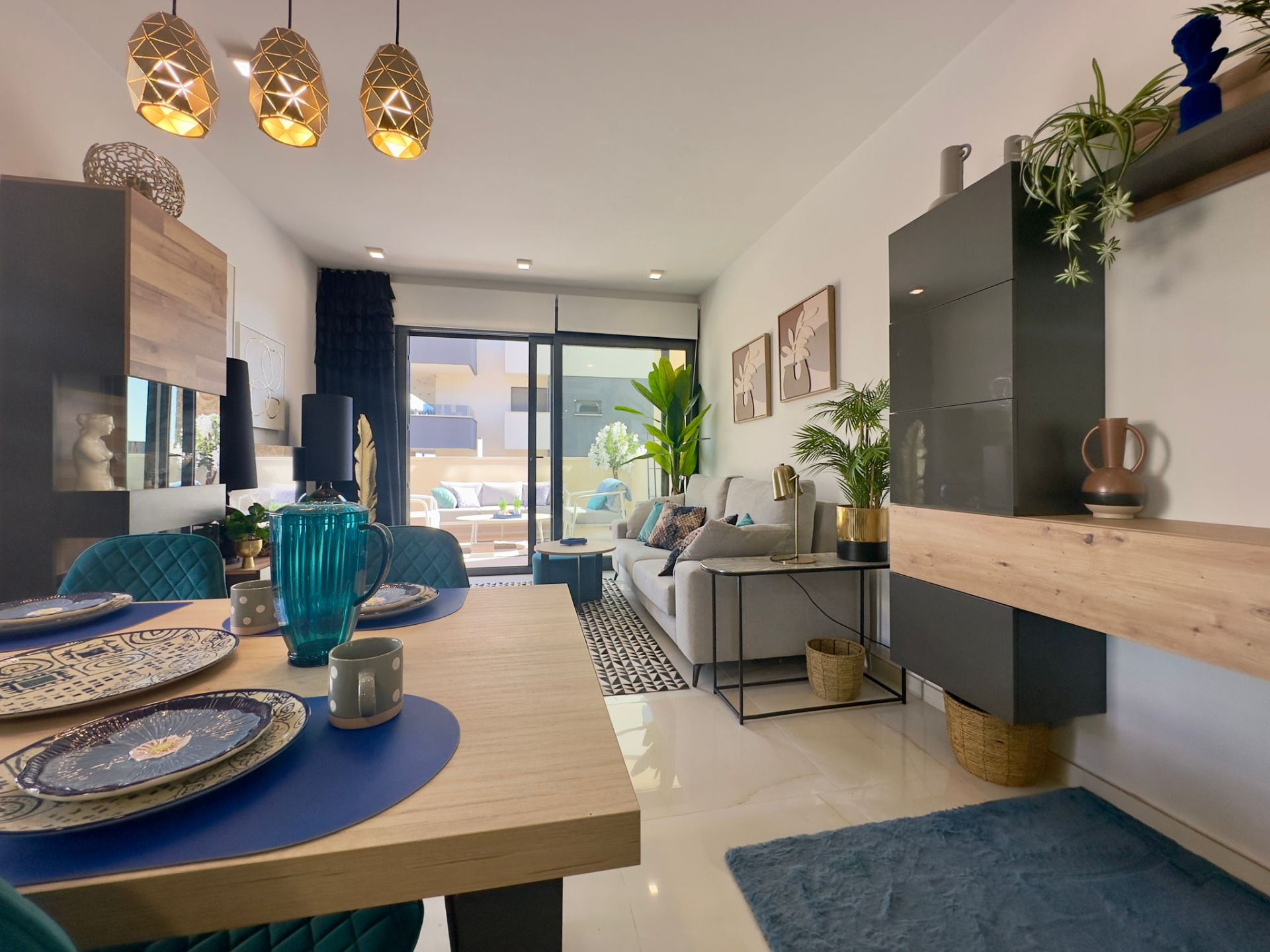 For sale - 3 Bedroom 2 Bathroom Apartment in Orihuela Costa - Playa Flamenca  - Alicante