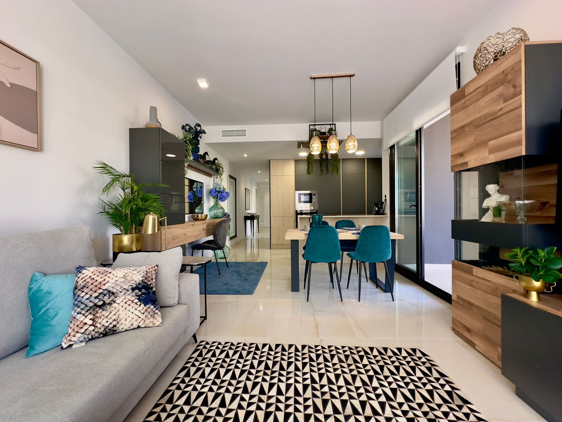 For sale - 3 Bedroom 2 Bathroom Apartment in Orihuela Costa - Playa Flamenca  - Alicante