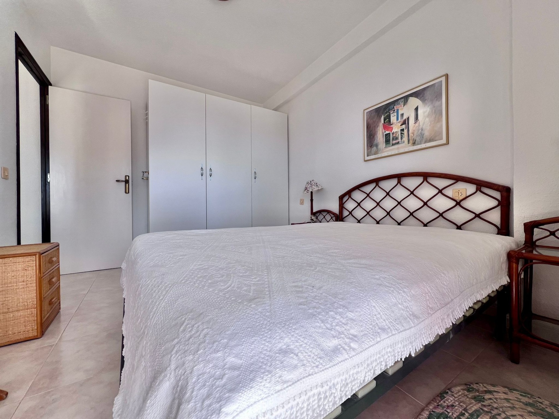 For sale - 2 Bedroom 1 Bathroom Apartment in Torrevieja - Cabo cervera  - Alicante
