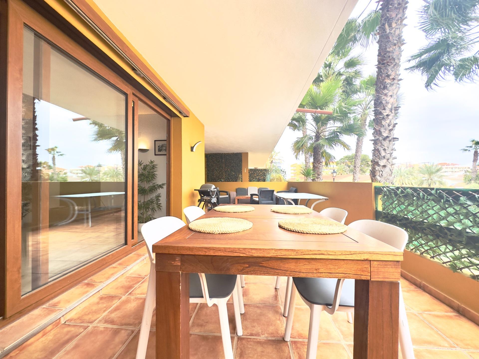 For sale - 2 Bedroom 2 Bathroom Apartment in Torrevieja - Punta Prima  - Alicante