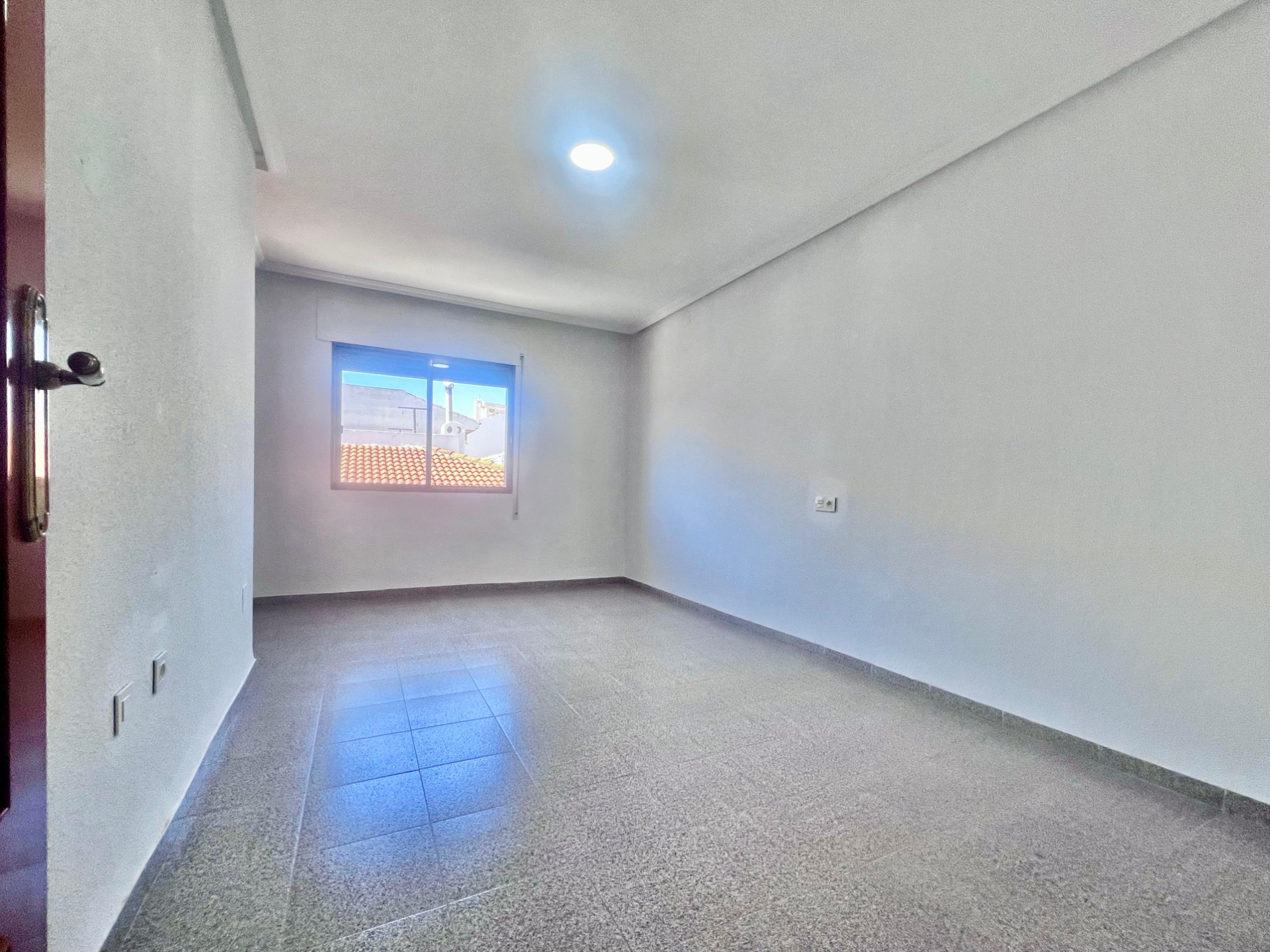 For sale - 4 Bedroom 2 Bathroom duplex in Pilar de la Horadada - Zona Pueblo  - Alicante