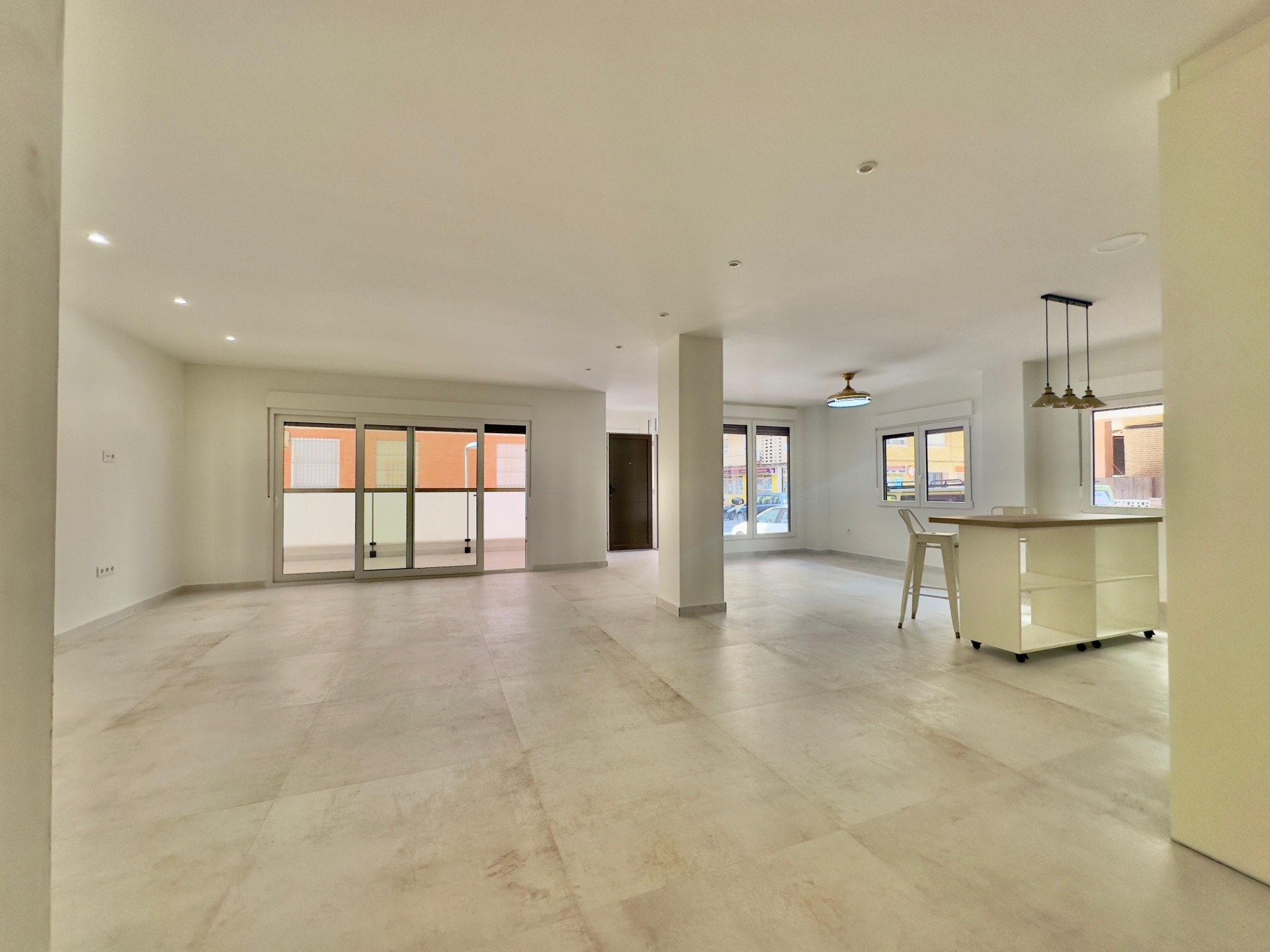 For sale - 3 Bedroom 2 Bathroom Apartment in Torrevieja - Acequion  - Alicante