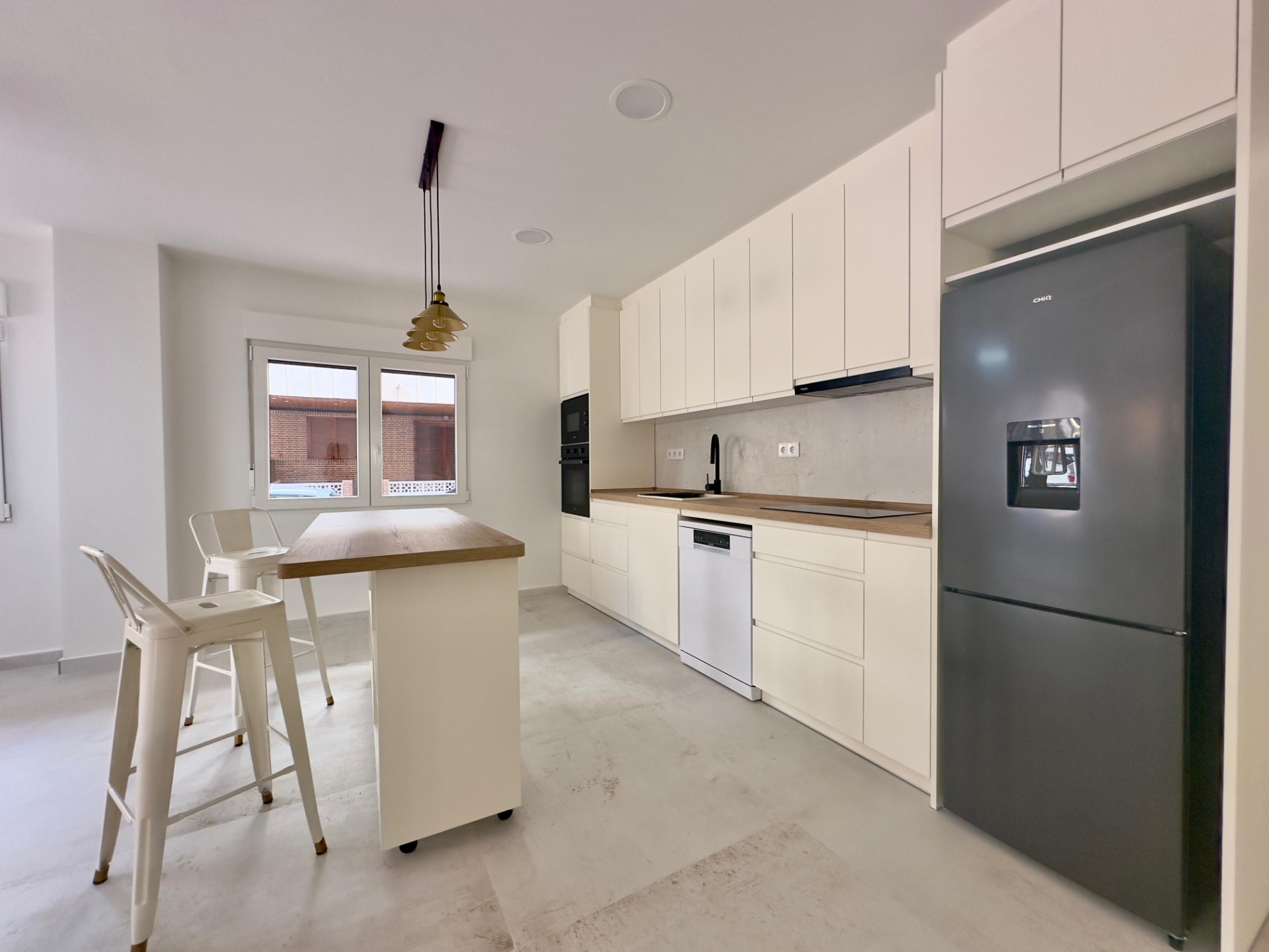 For sale - 3 Bedroom 2 Bathroom Apartment in Torrevieja - Acequion  - Alicante