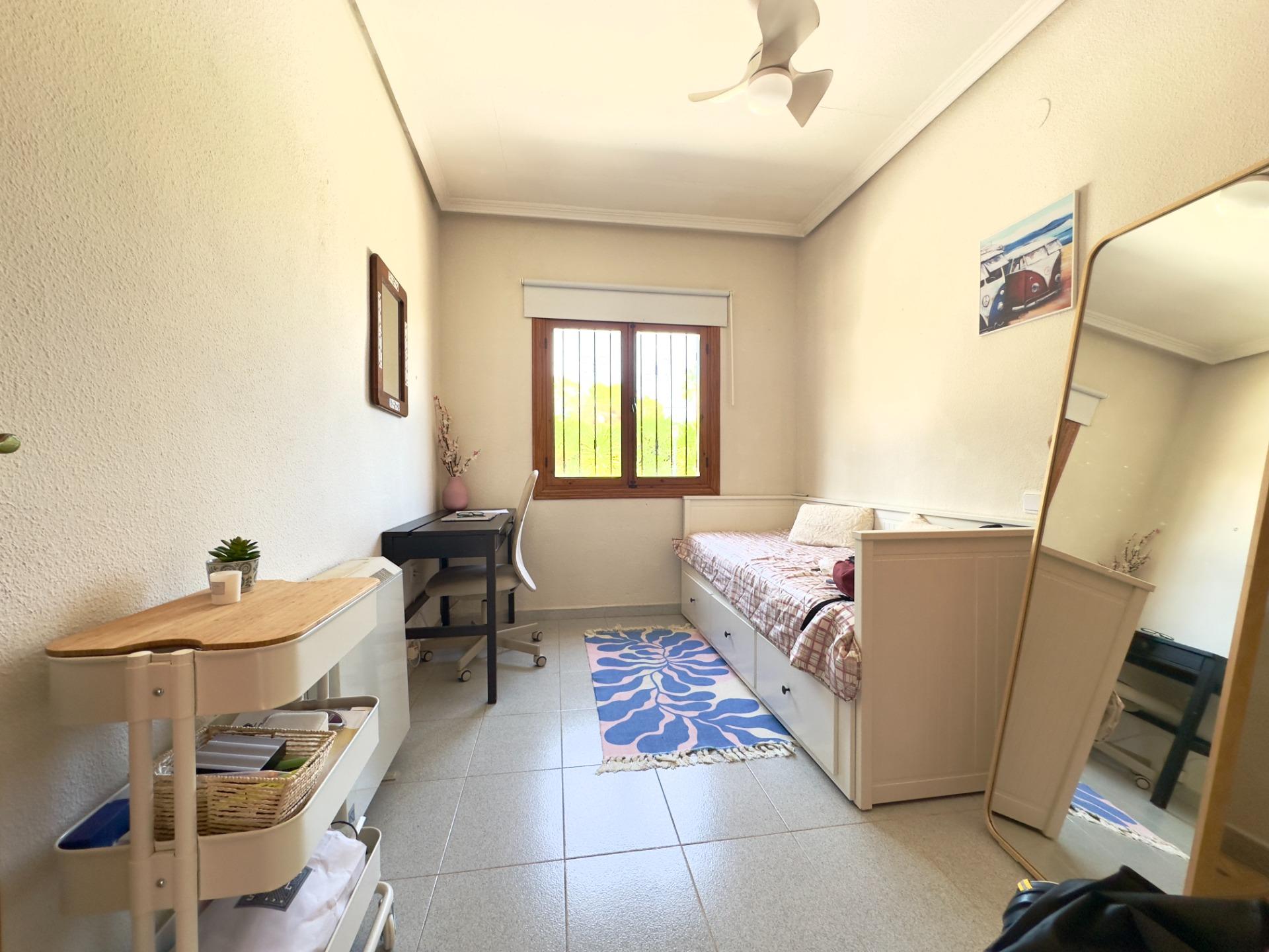 For sale - 3 Bedroom 2 Bathroom Villa in Orihuela Costa - La Zenia  - Alicante