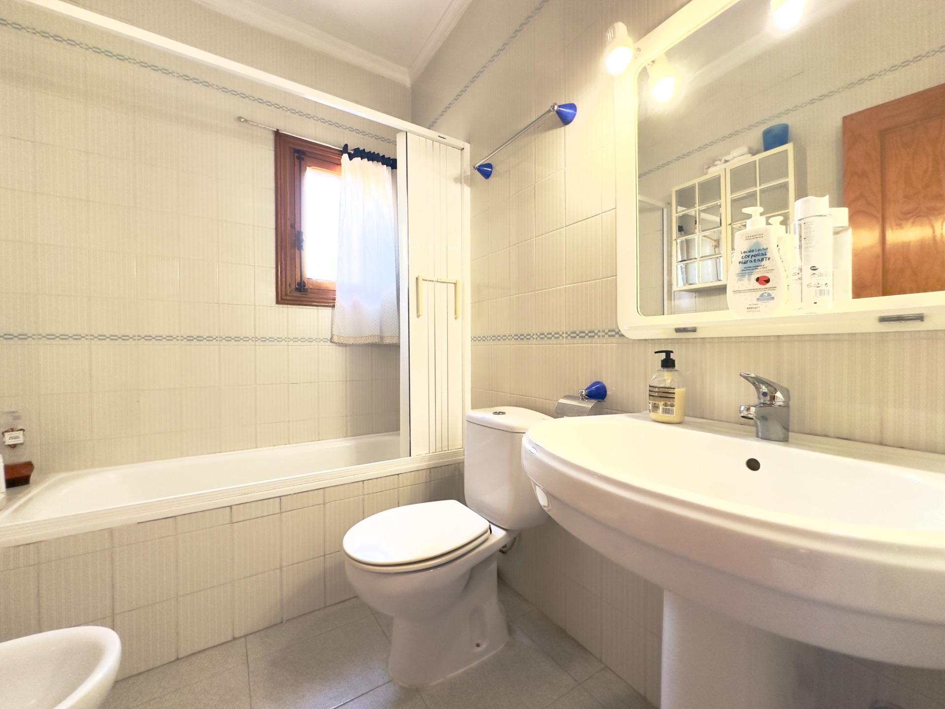 For sale - 3 Bedroom 2 Bathroom Villa in Orihuela Costa - La Zenia  - Alicante