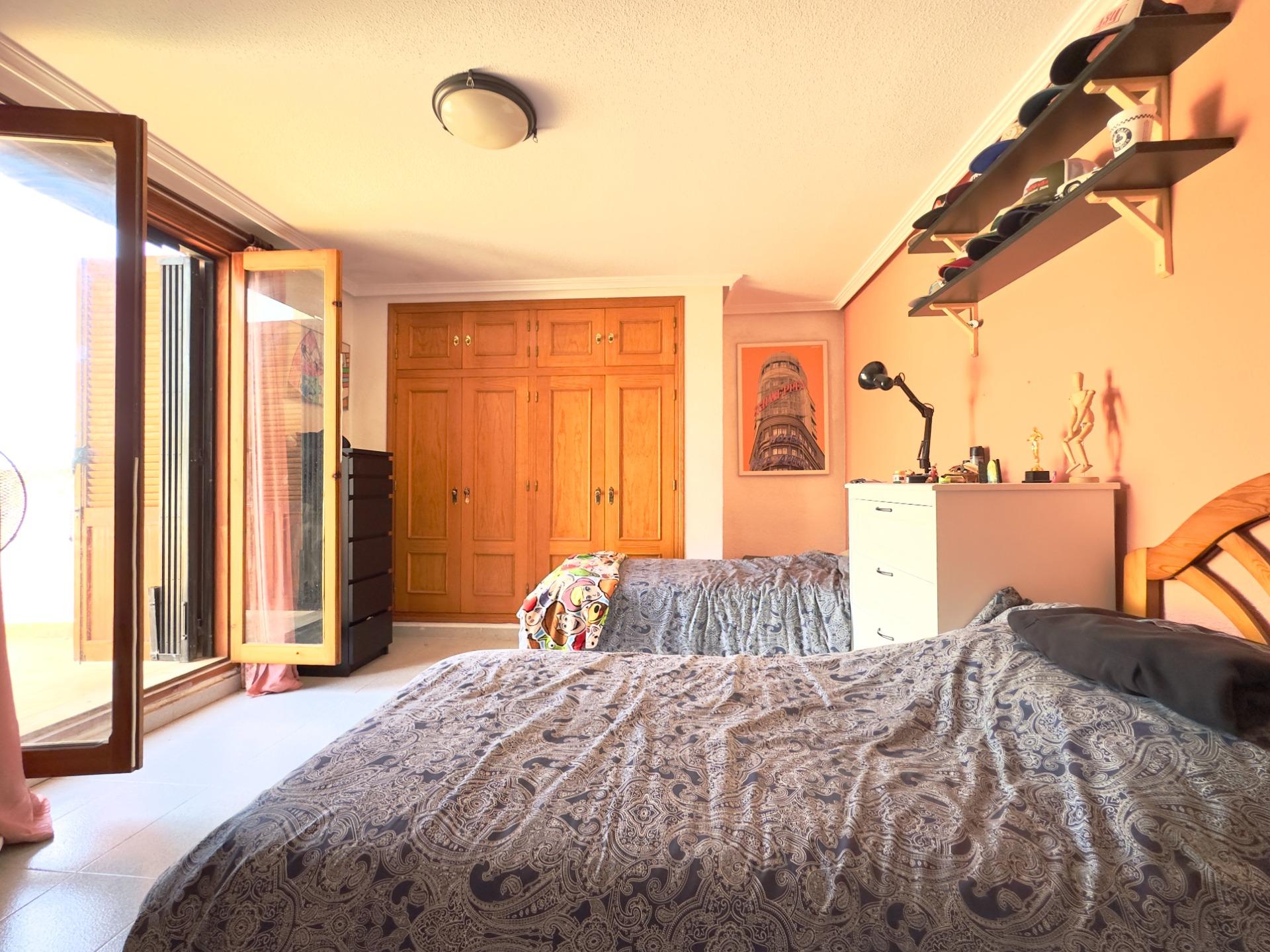 For sale - 3 Bedroom 2 Bathroom Villa in Orihuela Costa - La Zenia  - Alicante