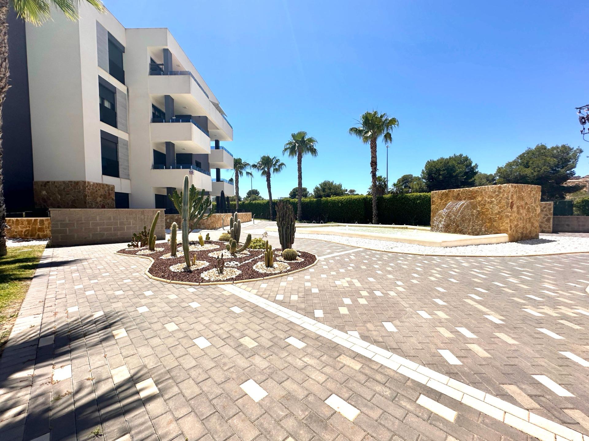 For sale - 2 Bedroom 2 Bathroom Apartment in Orihuela Costa - PAU 8  - Alicante