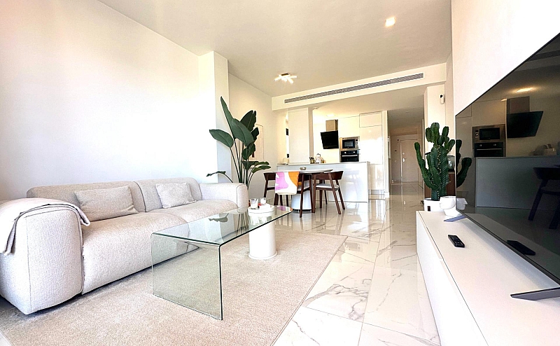 2 Bedroom 2 Bathroom Apartment in Orihuela Costa