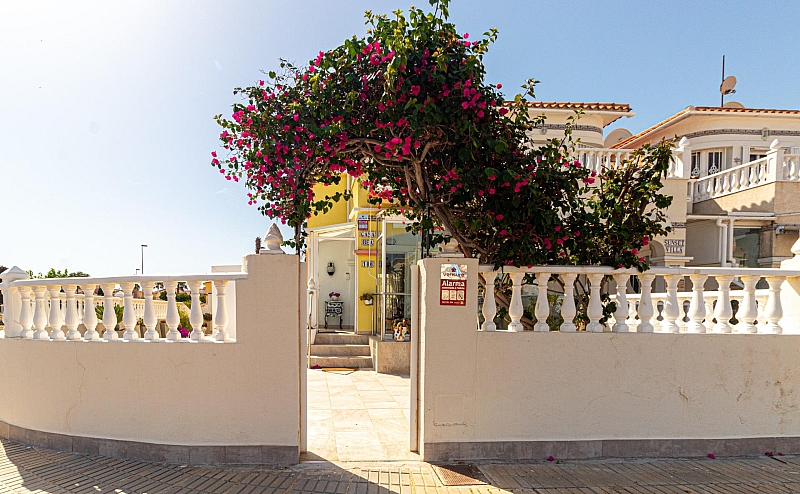 2 Bedroom 2 Bathroom Terraced house in Orihuela Costa