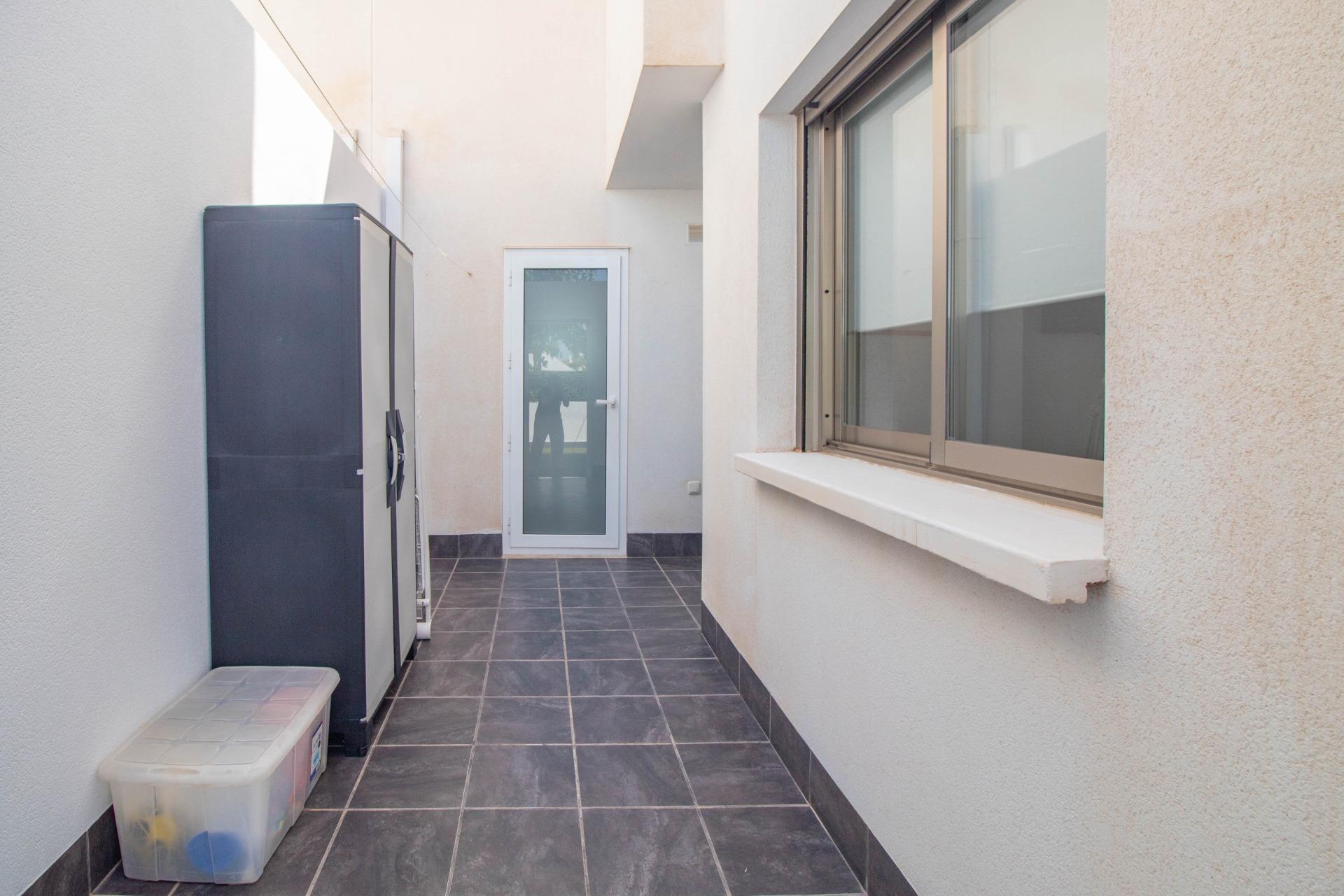 For sale - 2 Bedroom 2 Bathroom Bungalow in Pilar de la Horadada - Torre de la Horadada  - Alicante