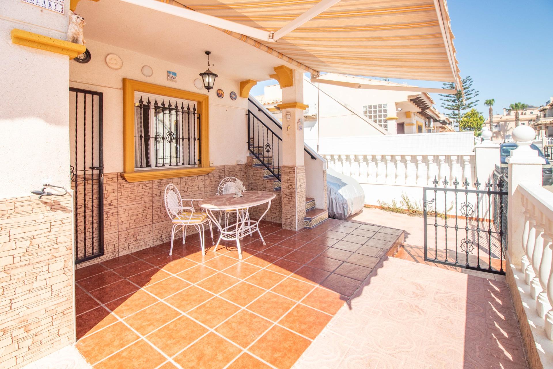 For sale - 2 Bedroom 1 Bathroom Terraced house in Orihuela Costa - La Zenia  - Alicante