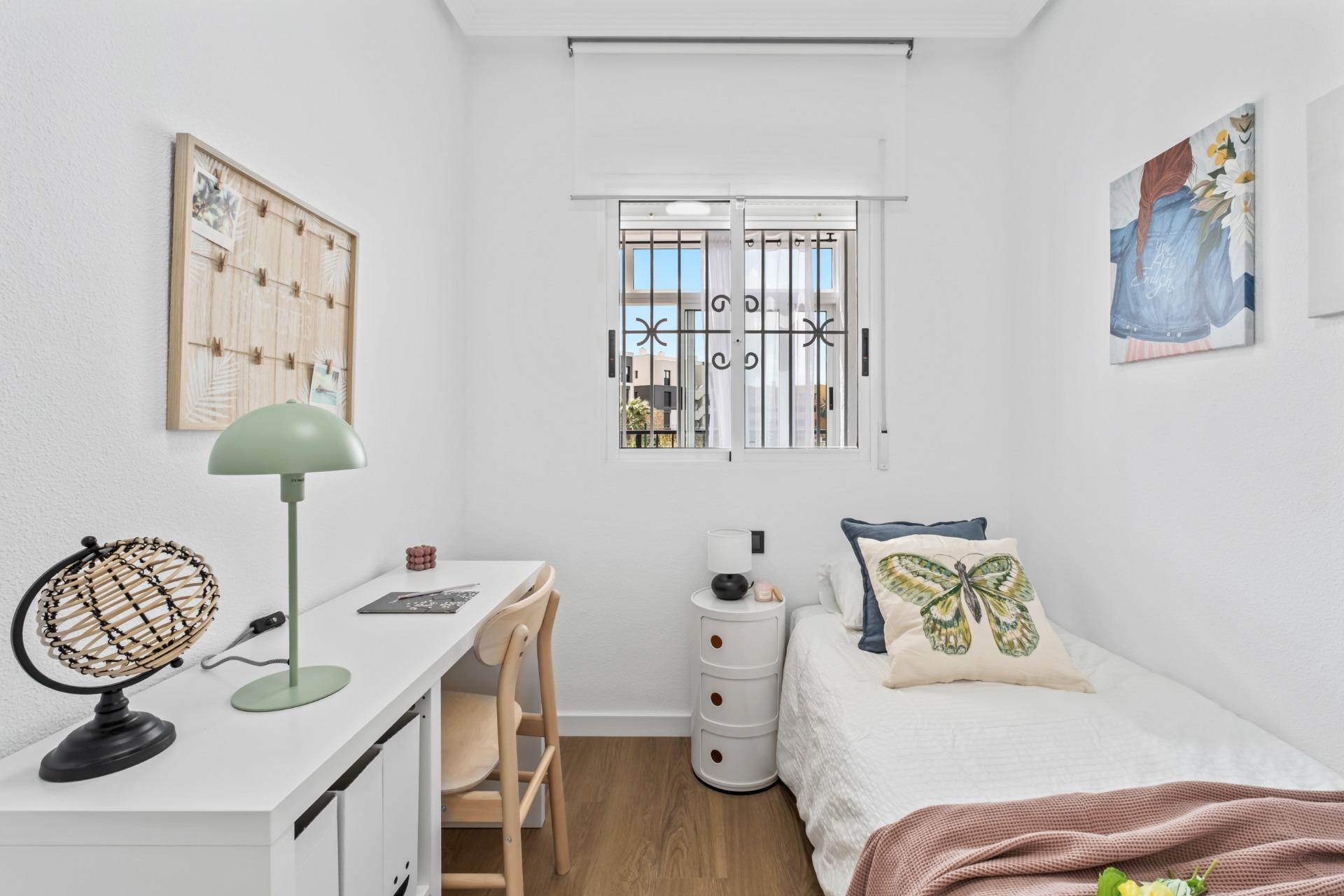 For sale - 2 Bedroom 1 Bathroom Apartment in Orihuela Costa - Playa Flamenca  - Alicante