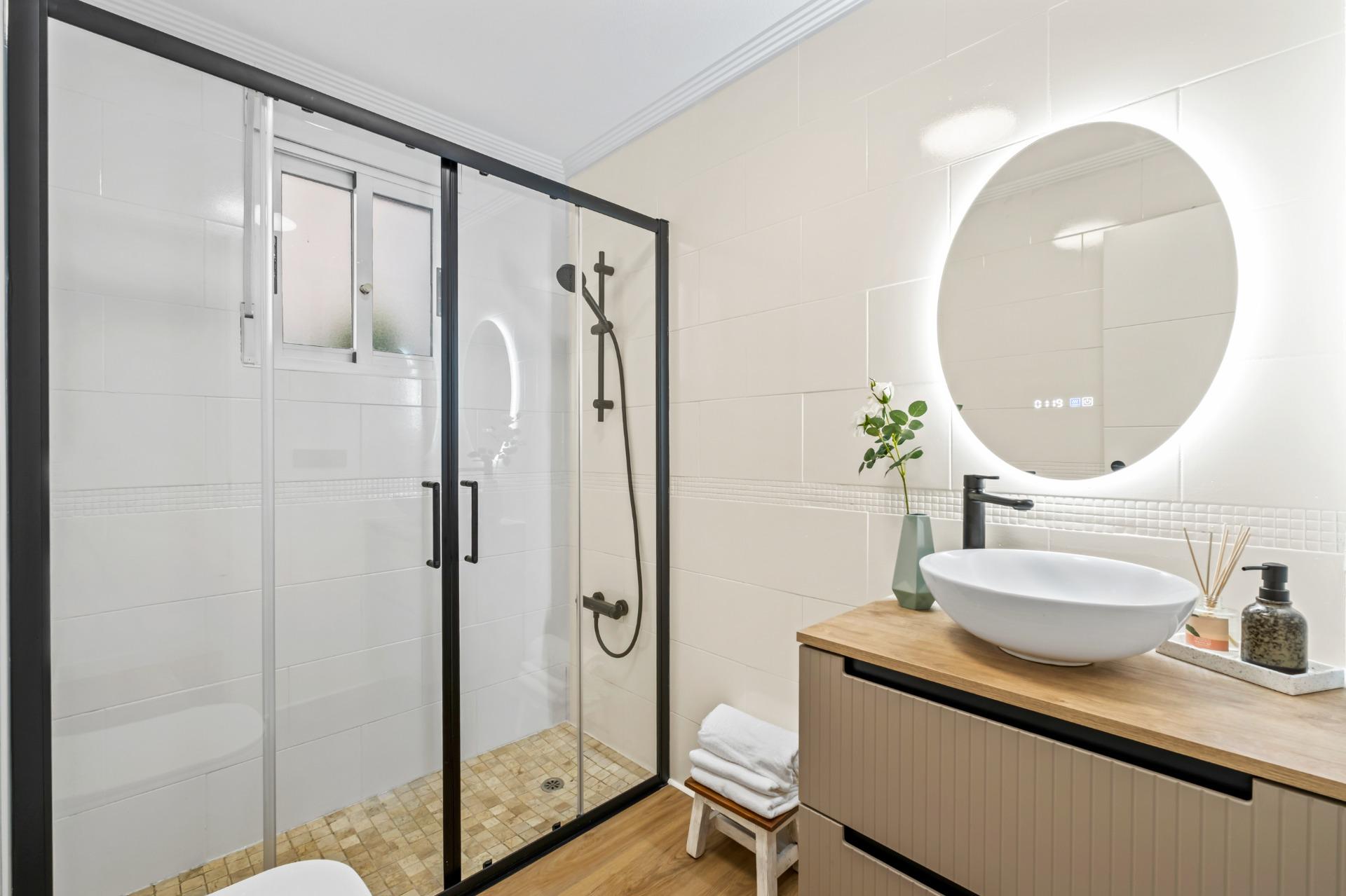 For sale - 2 Bedroom 1 Bathroom Apartment in Orihuela Costa - Playa Flamenca  - Alicante