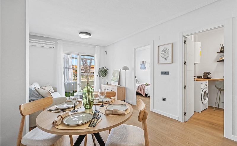 2 Bedroom 1 Bathroom Apartment in Orihuela Costa