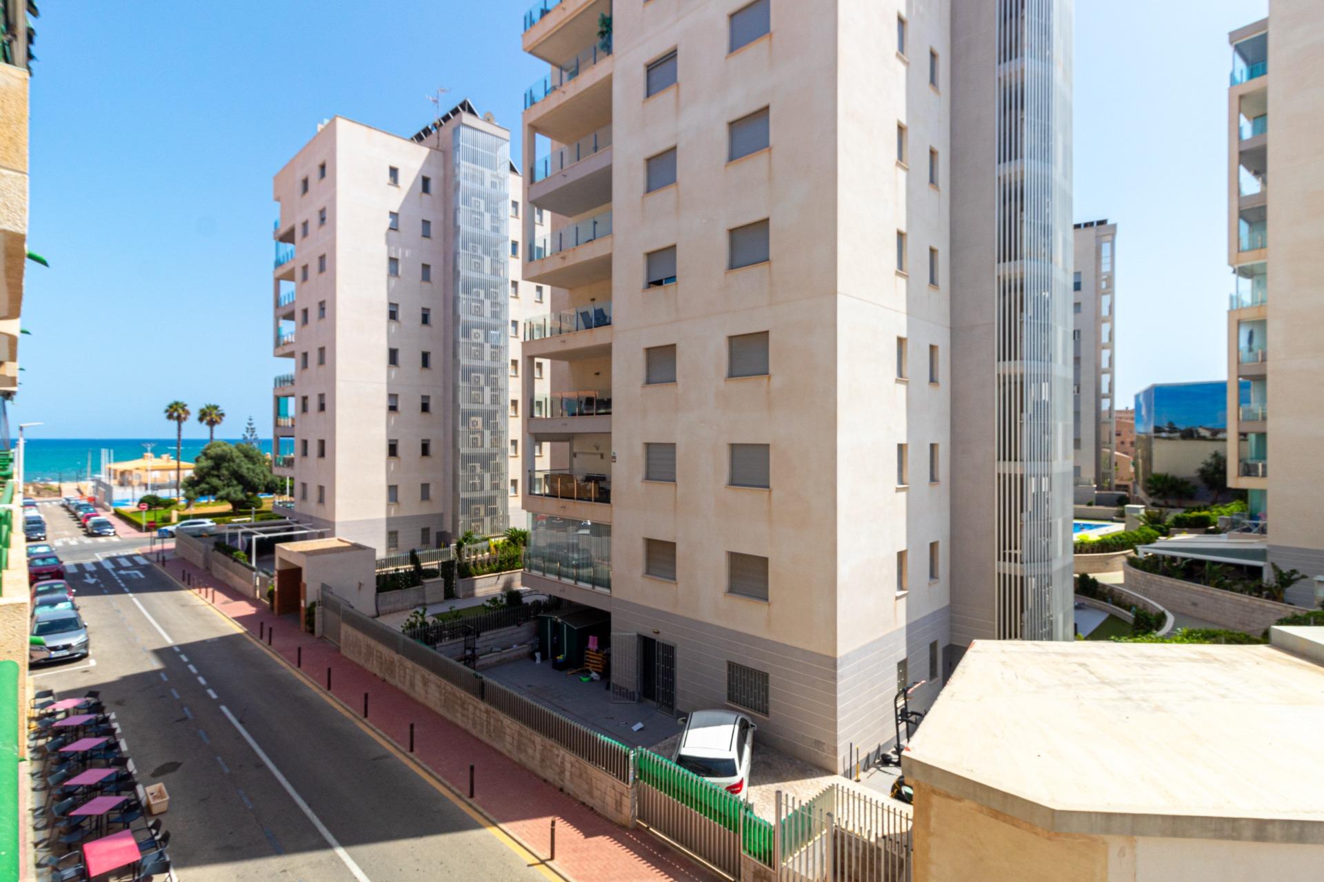 For sale - 2 Bedroom 1 Bathroom Apartment in Torrevieja - La Mata pueblo  - Alicante