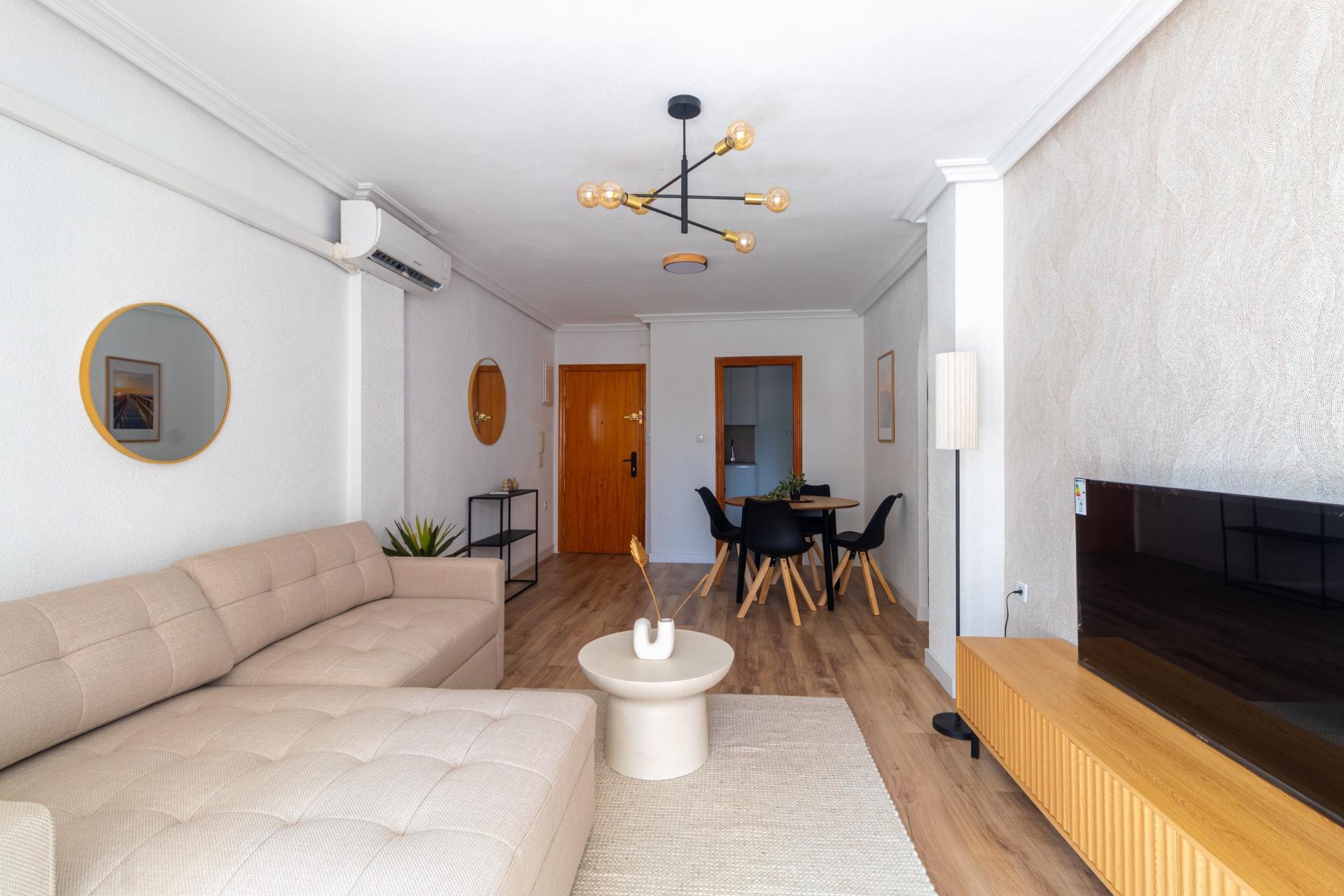 For sale - 2 Bedroom 1 Bathroom Apartment in Torrevieja - La Mata pueblo  - Alicante