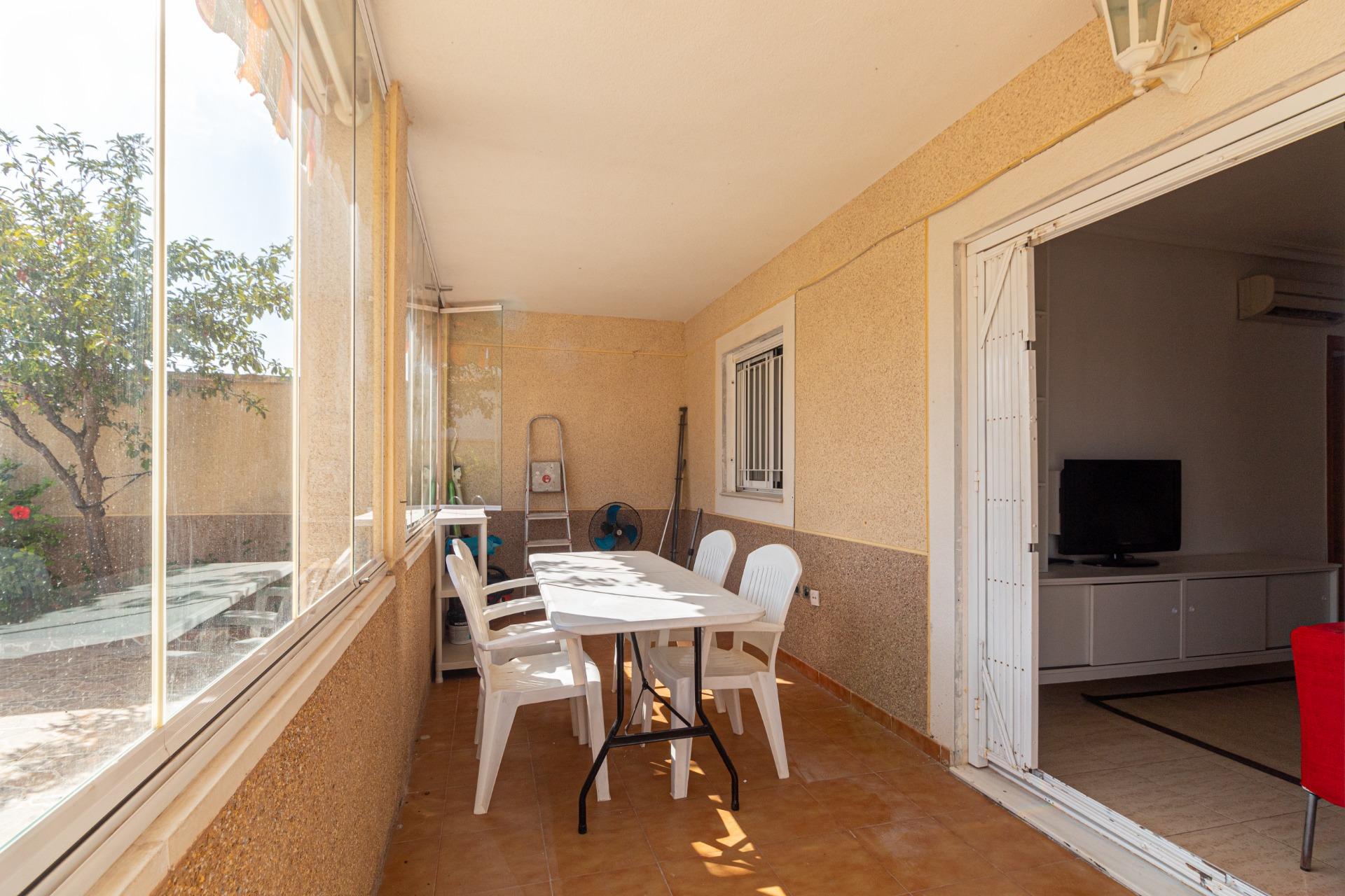 For sale - 3 Bedroom 2 Bathroom Bungalow in Orihuela Costa - Punta Prima  - Alicante
