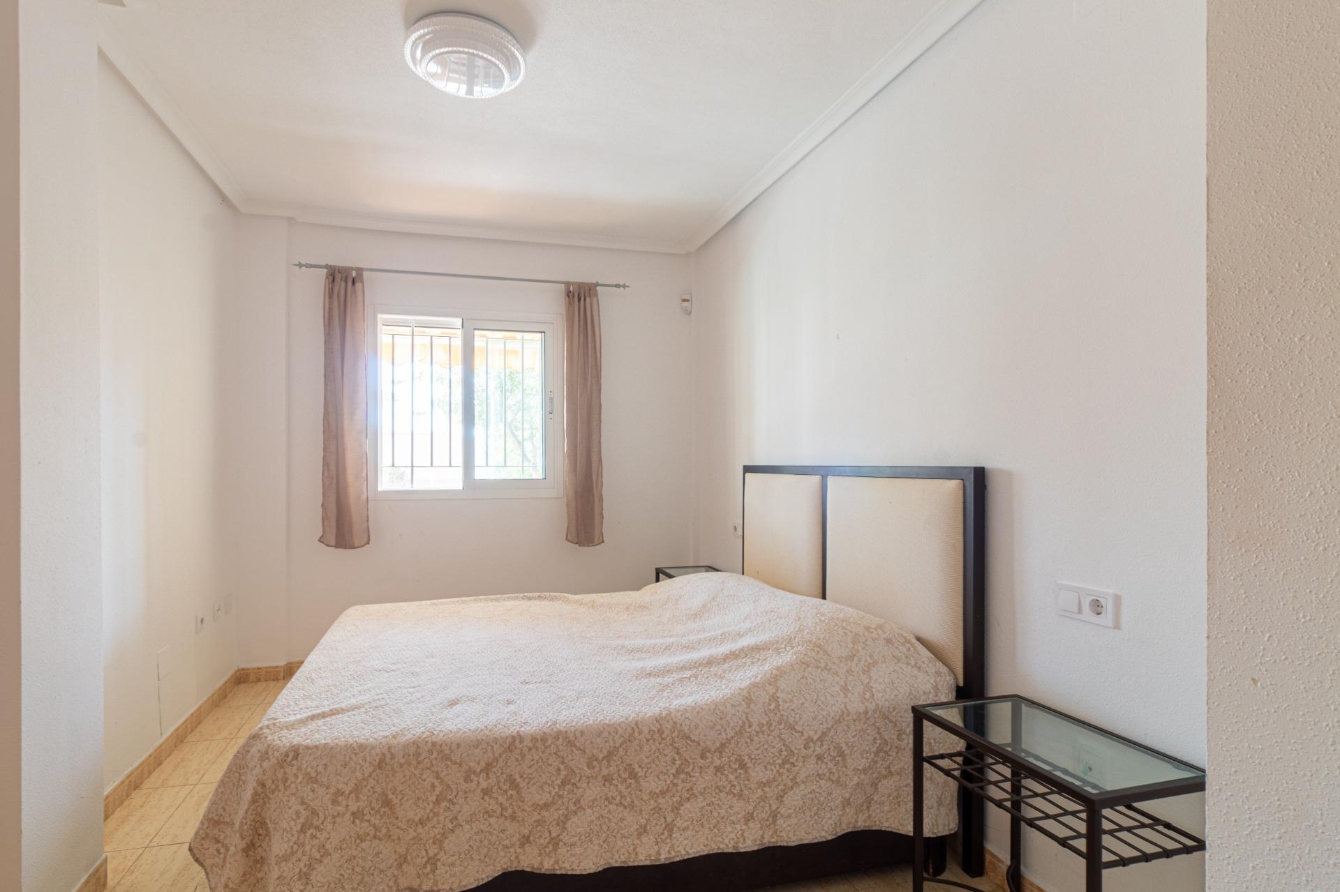 For sale - 3 Bedroom 2 Bathroom Bungalow in Orihuela Costa - Punta Prima  - Alicante