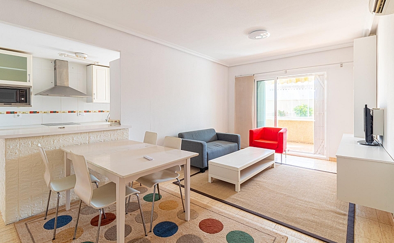 3 Bedroom 2 Bathroom Bungalow in Orihuela Costa