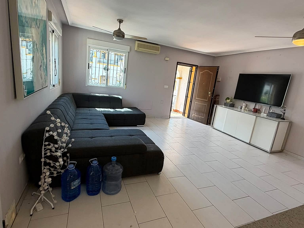 For sale - STYLISH 2BED 2BATH QUAD VILLA ENTRE NARANJOS -  - Alicante