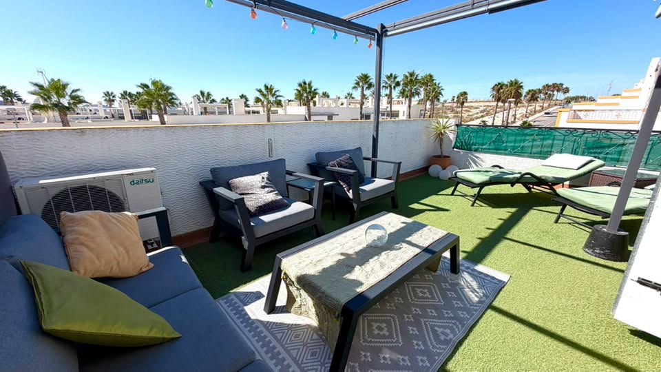 For sale - STUNNING 3 BED 2 BATH QUAD ENTRE NARANJOS -  - Alicante