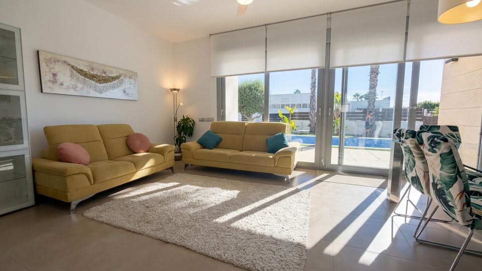 For sale - LUXURY 3BED 2 BATH VILLA VISTABELLA -  - Alicante