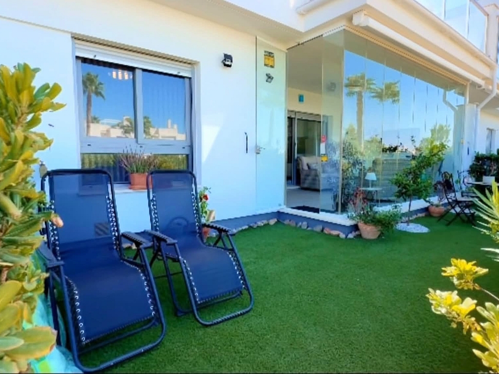 For sale - LUXURY 2 BED 2 BATH APARTMENT VISTABELLA -  - Alicante
