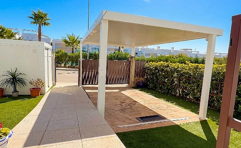 LUXURY 2 BED 2 BATH APARTMENT VISTABELLA