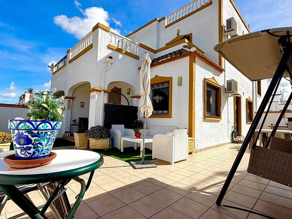 For sale - QUAD VILLA 3BED 2BATH ENTRE NARANJOS - Entre Naranjos Vistabella Golf Jacrailla - Alicante