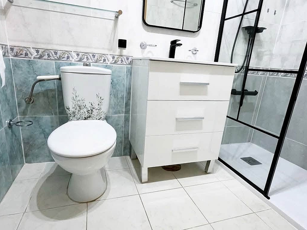 For sale - TOP FLOOR 2BED 2BATH APARTMENT ENTRE NARANJOS -  - Alicante